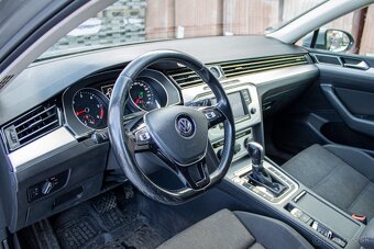 Volkswagen Passat Variant 2.0 TDI Comfortline DSG - 11