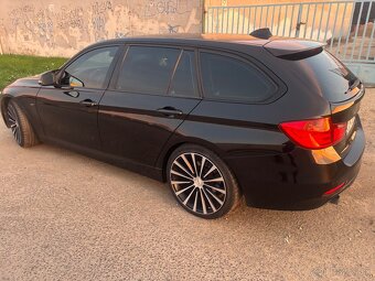 BMW 320d Touring Efficient Dynamics Edition Sport Line - 11