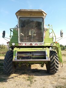 predám kombajn Claas Dominator 106 - 11