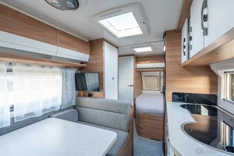 Hobby De Luxe 540 KMFe – Plne vybavený 🚐✨ - 11