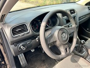 Volkswagen Golf 1.6TDI Variant - 11