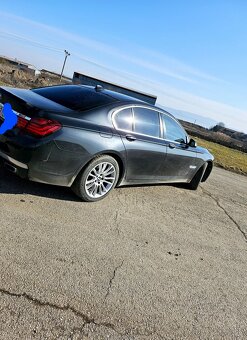 Bmw 750d xdrive - 11