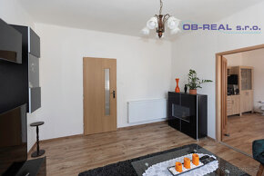 Predaj rekonštr. 3izb RD 111m2 + sklady 79m2 pozemok 800m2. - 11