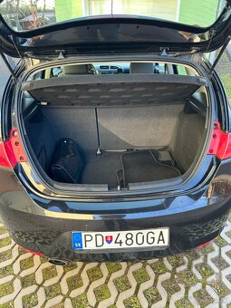 Seat Leon 1.9tdi 77kw manuál 5st  BXE - 11