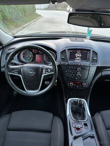 Opel Insignia 2.0 CDT - 11