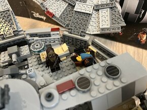 LEGO STAR WARS 75257 MILLENNIUM FALCON - 11