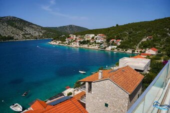 ☀Trogir/okolie – moderný apartmán so strešnou terasou a výhľ - 11