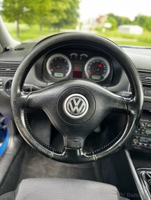 Volkswagen Golf 4 1.4 16v - 11