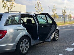 Mercedes C180cdi  Combi Classic Facelift, ťažné, servis, LED - 11