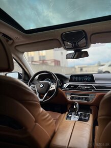 BMW 740d xDrive - 11