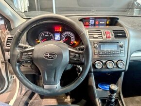 Subaru XV 2.0d Black 108 kw 4x4 - 11