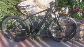 Predám elektro bicykel Specialized -Turbo levo HT le 29 - 11