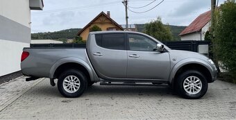 MITSUBISHI L200 4x4 - NA PREDAJ / NA SPLÁTKY - 11