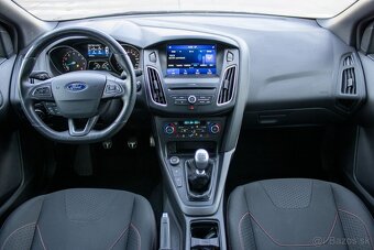 Ford Focus Kombi 1.5 EcoBoost ST Line - 11