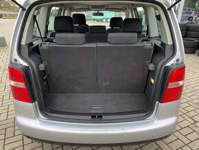 VW Touran 2.0 TDI - 11