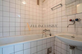 ALL INCLUSIVE I 3 IZBOVÝ BYT 73 M2 S NOVÝMI  PLASTOVÝMI OKNA - 11