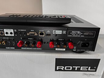 Rotel A-14 Black - 11