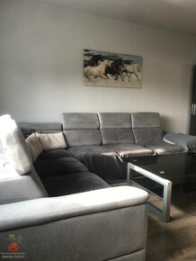 Velký 78m² troj izbový byt s lodžiou - 11