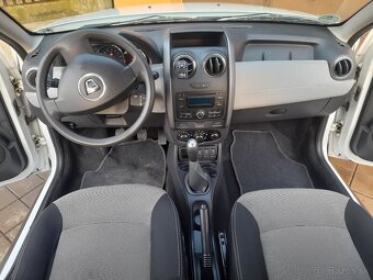 DACIA DUSTER 1.6i 77KW,ROK 2014,PO SERVISU,ZIMNÍ PNEU - 11