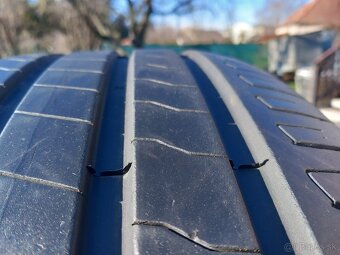 275/40 r22 letne pneumatiky - 11