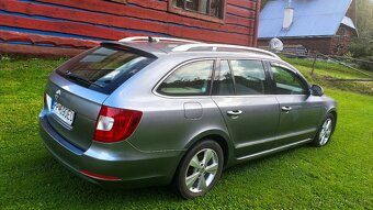 Škoda Superb Combi 1.6 TDI ELEGANCE - 11