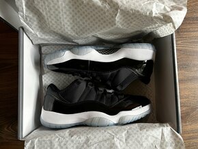 Air Jordan 11 low Space Jam (43) - 11