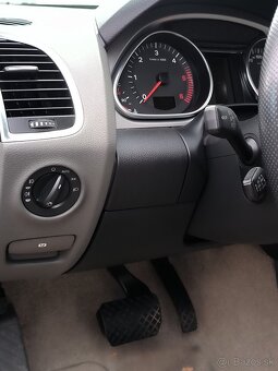 Audi Q7 len 49000km 176kw SR - 11