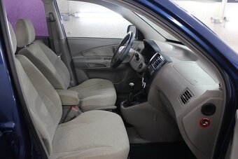 Hyundai Tucson 2.0  Elegance - 11