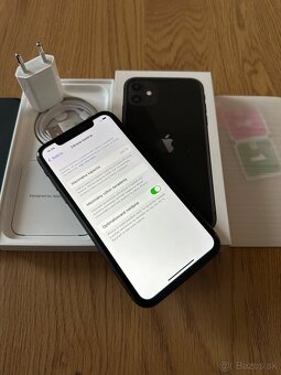 iPhone 11 128 gb black v záruke + komplet príslušenstvo - 11