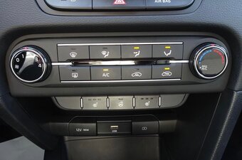 KIA CEED 1.5 T-GDI AUTOMAT 2022 Záruka - 11