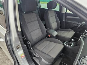 VW Sharan 2.0 4x4 103kW DSG 7 miest bi-xenon ťažné  WEBASTO - 11