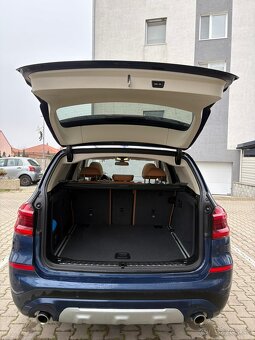 BMW X3 30i XDrive - 11