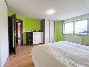 KRÁSNA RODINNÁ VILA S POZEMKOM 930m2 + 2 APARTMÁNY NA PRENÁJ - 11