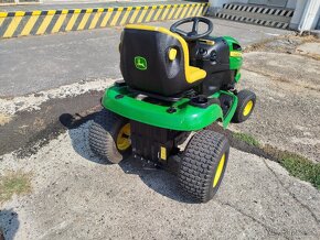 Predám traktorovú kosačku JOHN DEERE X120 Automatic - 11