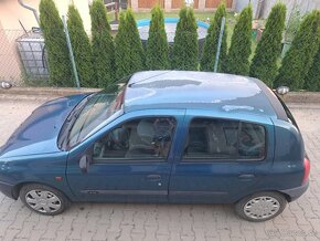 Renault Clio - 11