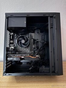 Herný počítač.AMD Ryzen 3 4100 4x3,80GHz.16gb ram.RX 580 8GB - 11