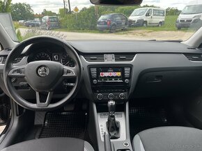 Škoda Octavia Combi 1.6 TDI 110k JOY DSG - 11