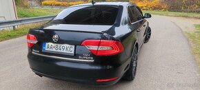 Škoda Superb 2.0 TDi 4x4 DSG r.v. 2015 - 11