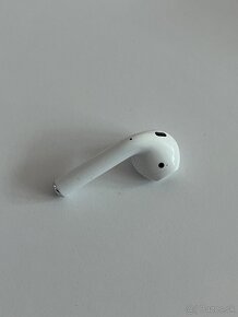 ORIGINAL AIRPODS 2 GENERÁCIA - 11