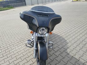 Harley Davidson Street Glide Special - 11