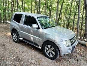 Mitsubishi Pajero 3.2 DiD 147KW AT/5  4x4 Uzávierka - 11