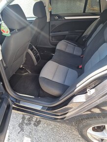 SKODA SUPERB 2 KOMBI 1.6TDI,77KW,ROK 2013 - 11