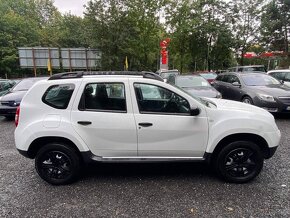 Dacia Duster 2017 1.6i 84 kW 1.majitel serviska klima - 11