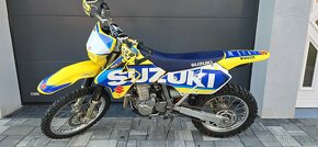 Suzuki DRZ 400E - 11