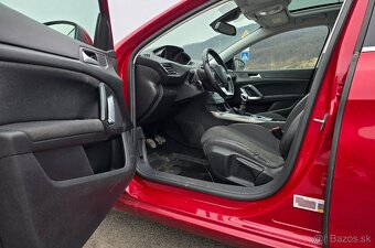 Peugeot 308 SW II 1.6 HDi  /2018/ GT-line  Panoráma Full Led - 11