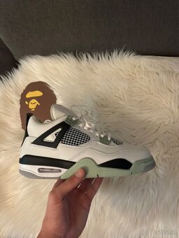 Jordan 4 seaform - 11