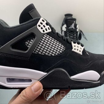 Nike Air Jordan 4 bielo-čierne - 11