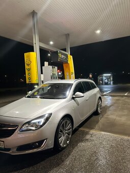 Opel Insignia Sports Touer SW - 11