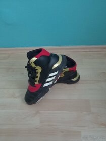 ADIDAS botasky - 11