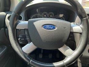 Ford Focus 1.6 Ti-VCT - 11